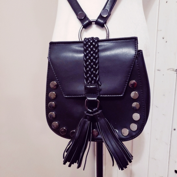LIONEL | VEGAN LEATHER FRINGED STUDDED CONVERTIBLE BAG - Picture 5 of 5